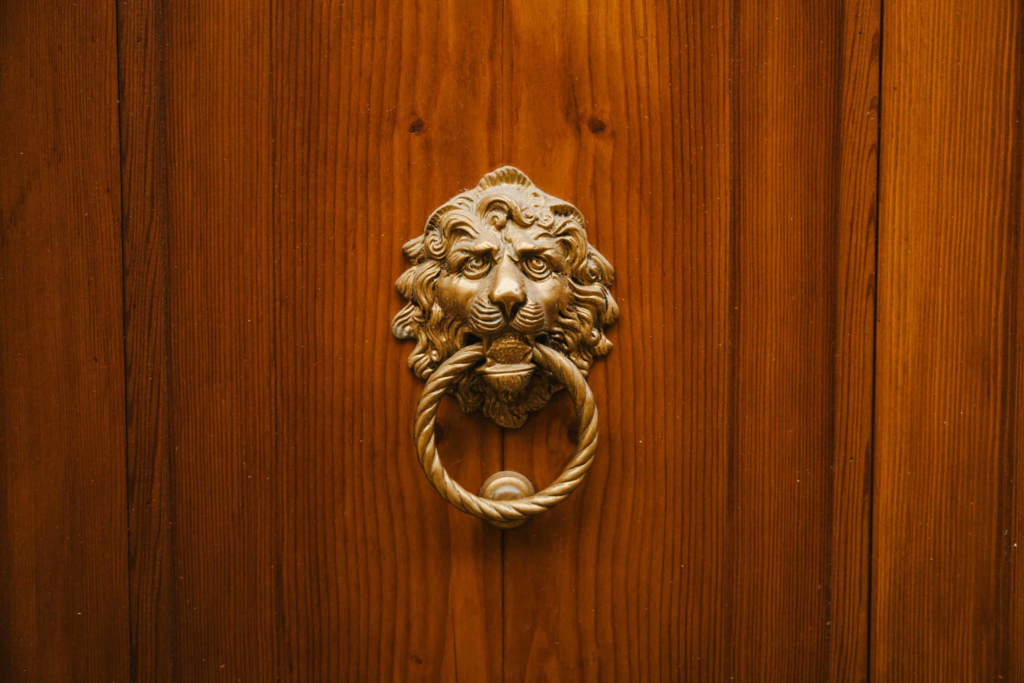 Wooden door Private Lending